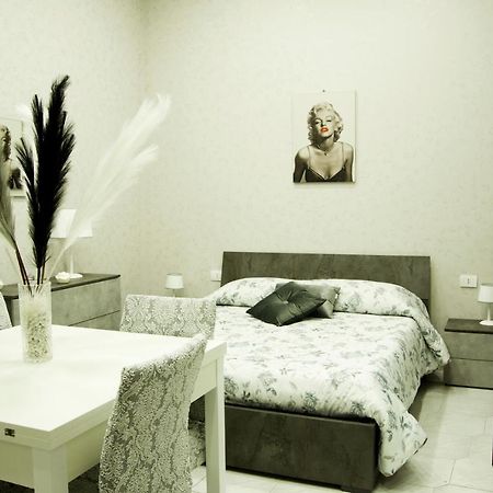 Mincasa Nel Cuore Di Napoli Extérieur photo
