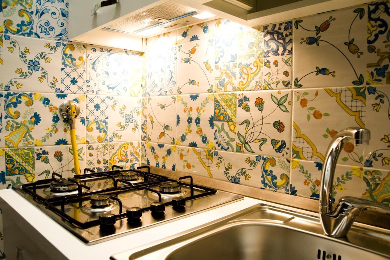 Mincasa Nel Cuore Di Napoli Extérieur photo