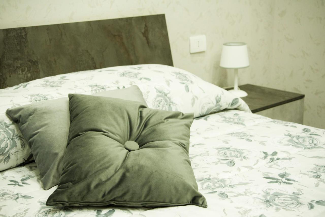 Mincasa Nel Cuore Di Napoli Extérieur photo